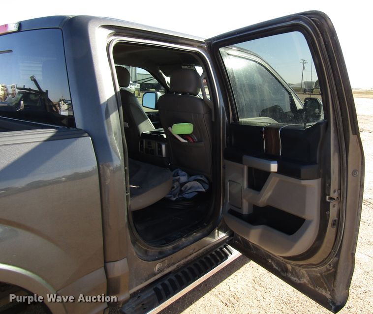 image for item DG0311 2017 Ford F150 SuperCrew pickup truck