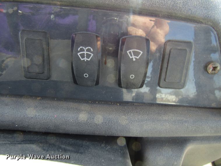 image for item DG0315 2010 John Deere 310J backhoe