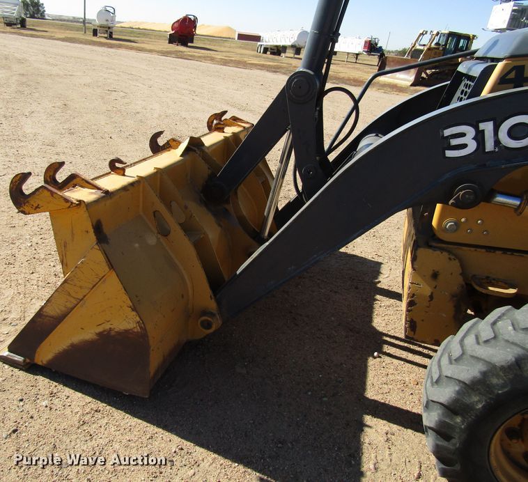 image for item DG0315 2010 John Deere 310J backhoe
