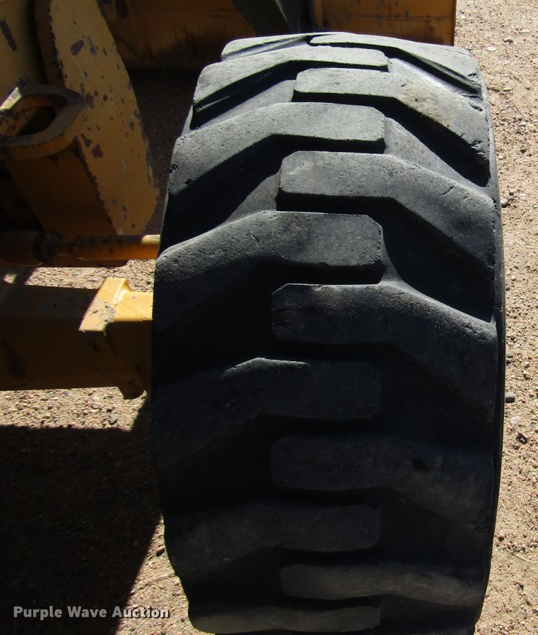 image for item DG0315 2010 John Deere 310J backhoe