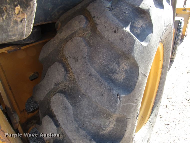 image for item DG0315 2010 John Deere 310J backhoe