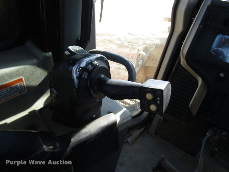 image for item DG0316 2006 Caterpillar D6R XL Series II dozer