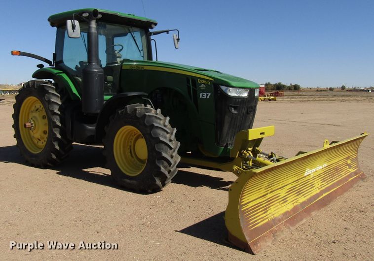 image for item DG0317 2014 John Deere 8235R MFWD tractor