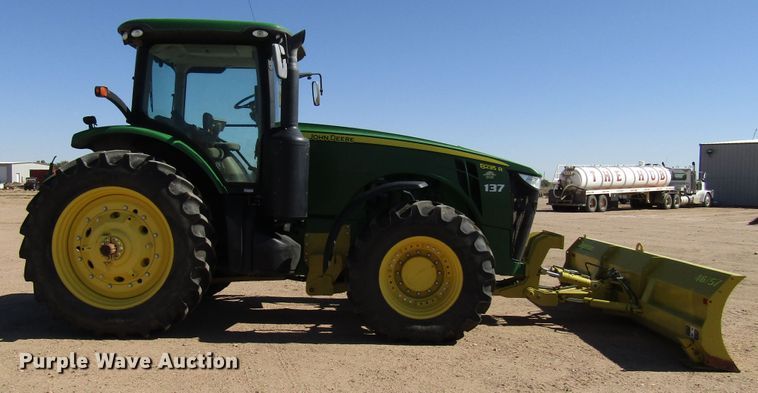 image for item DG0317 2014 John Deere 8235R MFWD tractor