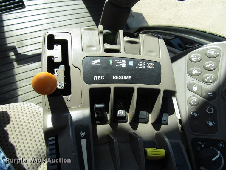 image for item DG0317 2014 John Deere 8235R MFWD tractor