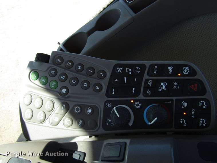 image for item DG0317 2014 John Deere 8235R MFWD tractor