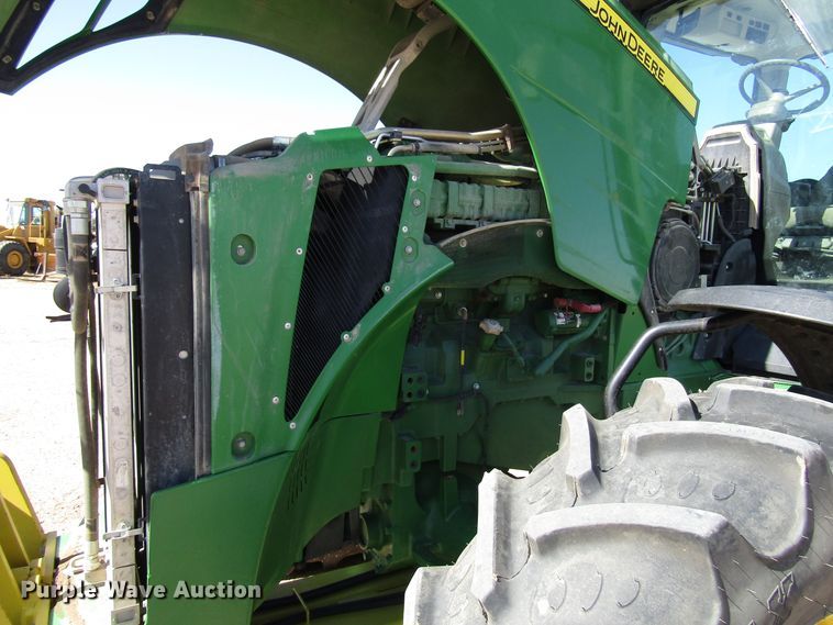 image for item DG0317 2014 John Deere 8235R MFWD tractor