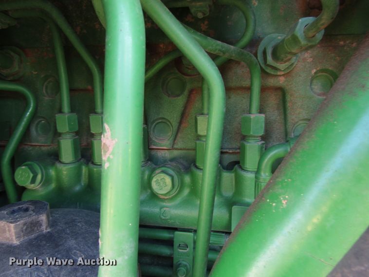 image for item DG0317 2014 John Deere 8235R MFWD tractor