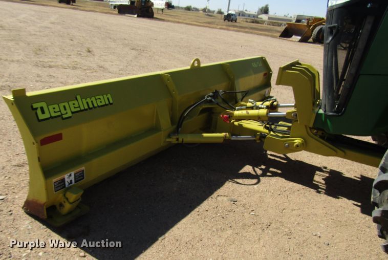 image for item DG0317 2014 John Deere 8235R MFWD tractor