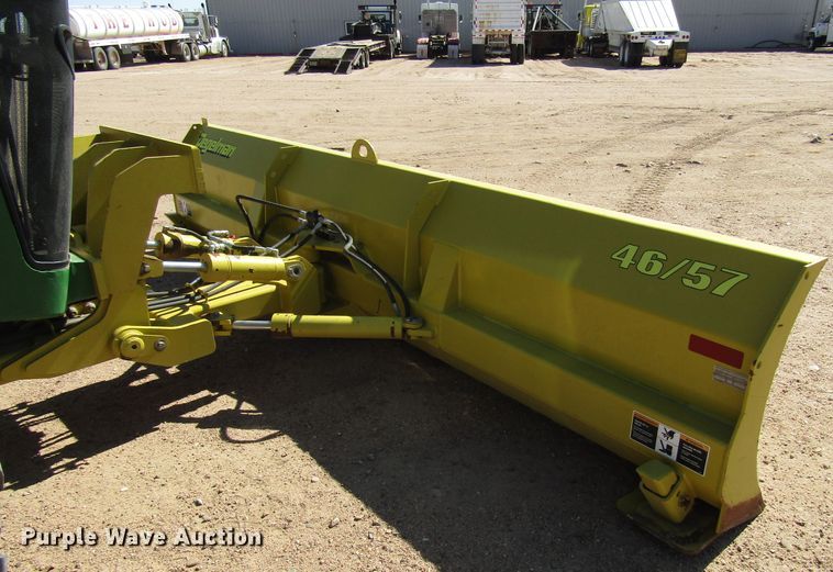 image for item DG0317 2014 John Deere 8235R MFWD tractor