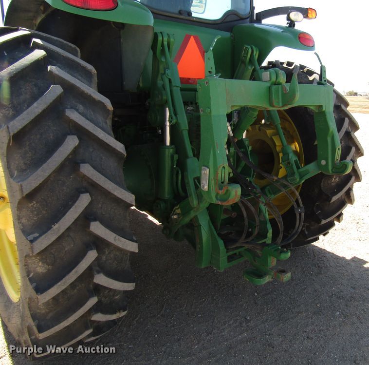 image for item DG0317 2014 John Deere 8235R MFWD tractor