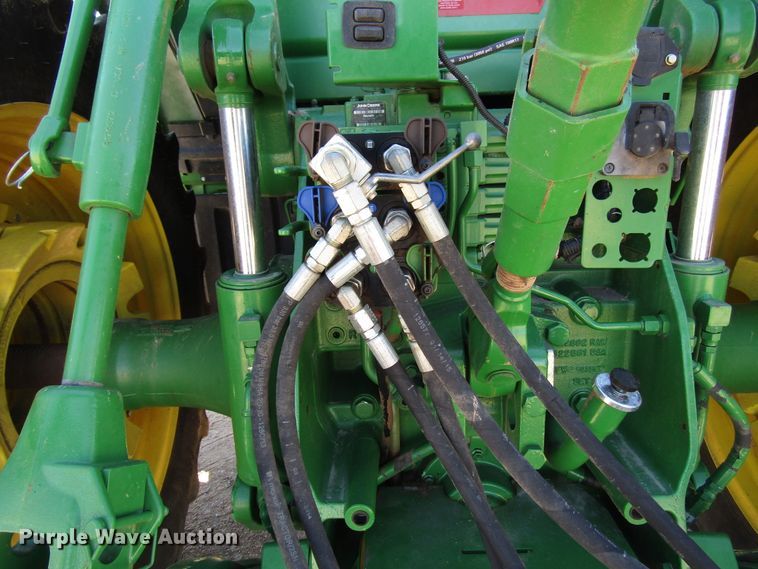 image for item DG0317 2014 John Deere 8235R MFWD tractor