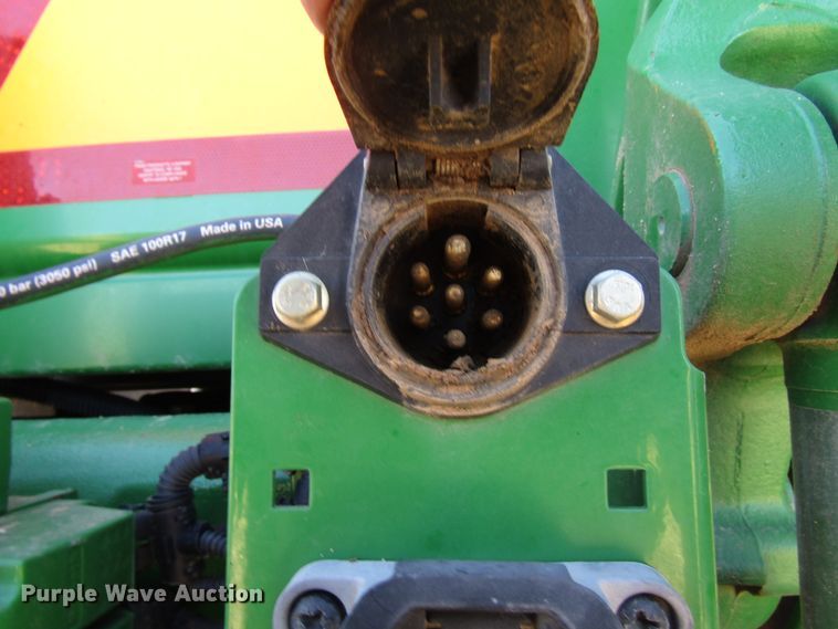 image for item DG0317 2014 John Deere 8235R MFWD tractor