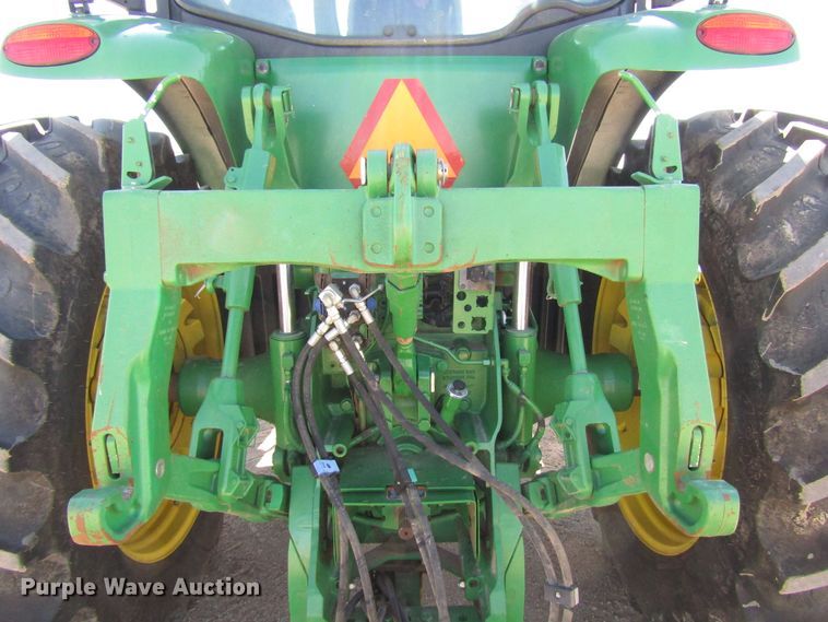 image for item DG0317 2014 John Deere 8235R MFWD tractor