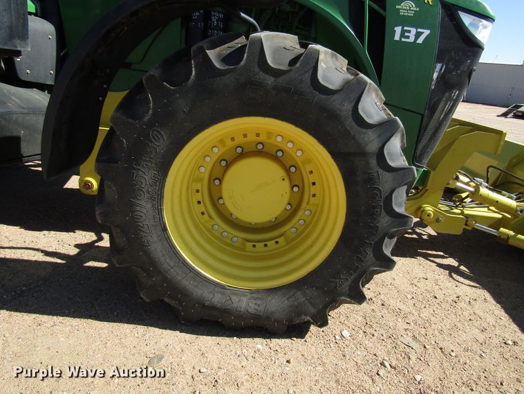 image for item DG0317 2014 John Deere 8235R MFWD tractor