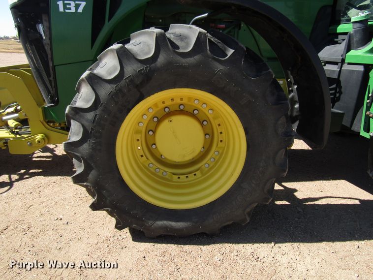 image for item DG0317 2014 John Deere 8235R MFWD tractor