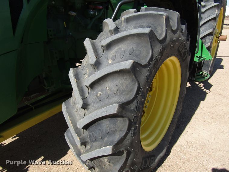image for item DG0317 2014 John Deere 8235R MFWD tractor