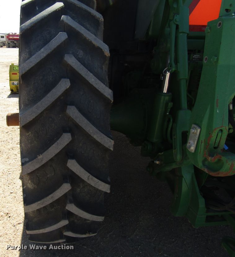 image for item DG0317 2014 John Deere 8235R MFWD tractor