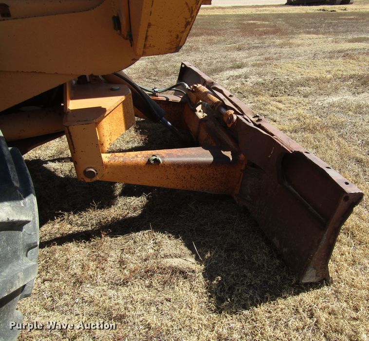 image for item DG0318 1993 Case 860 Turbo trencher