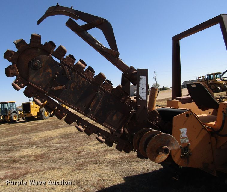 image for item DG0318 1993 Case 860 Turbo trencher