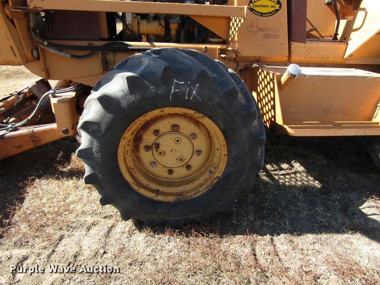 image for item DG0318 1993 Case 860 Turbo trencher