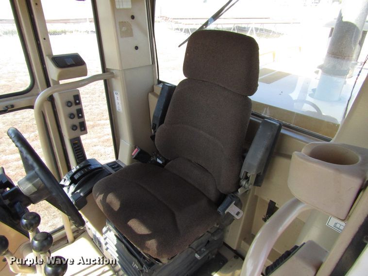 image for item DG0320 2002 Caterpillar 140H motor grader