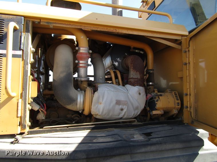 image for item DG0320 2002 Caterpillar 140H motor grader