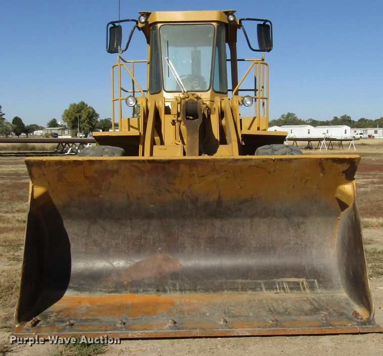 image for item DG0321 1983 Caterpillar 966D wheel loader