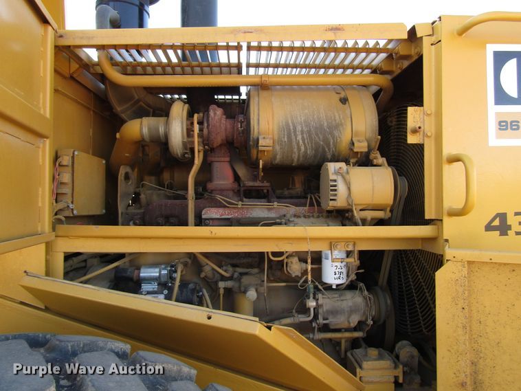 image for item DG0321 1983 Caterpillar 966D wheel loader