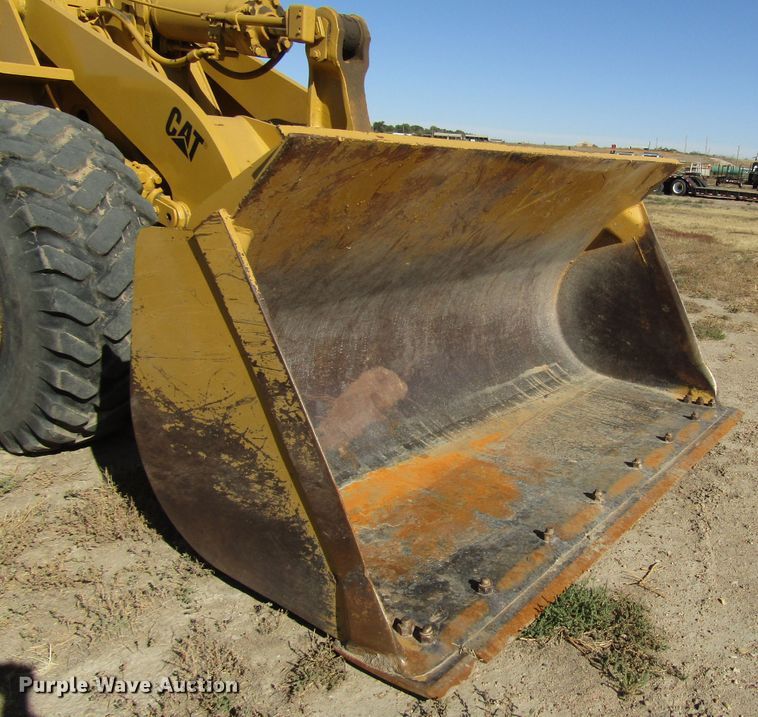 image for item DG0321 1983 Caterpillar 966D wheel loader