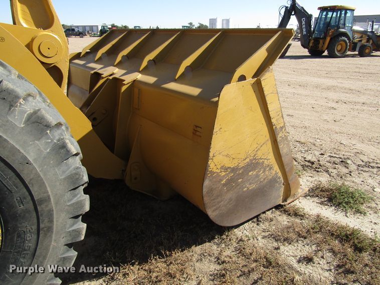 image for item DG0321 1983 Caterpillar 966D wheel loader