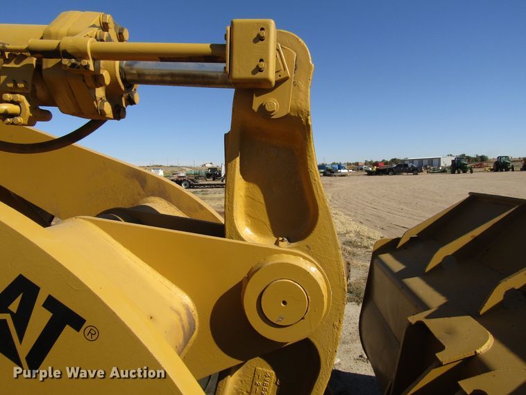 image for item DG0321 1983 Caterpillar 966D wheel loader