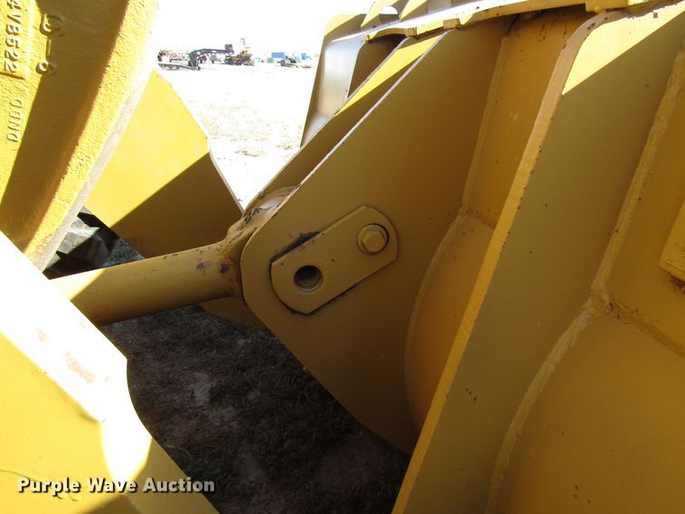 image for item DG0321 1983 Caterpillar 966D wheel loader