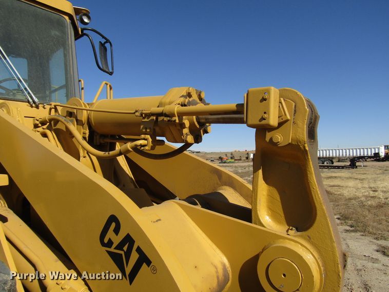 image for item DG0321 1983 Caterpillar 966D wheel loader