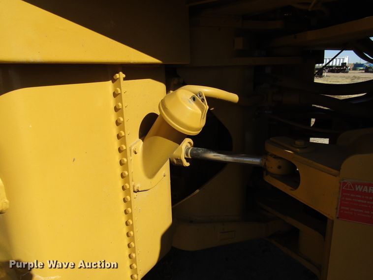 image for item DG0321 1983 Caterpillar 966D wheel loader