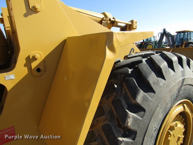 image for item DG0321 1983 Caterpillar 966D wheel loader