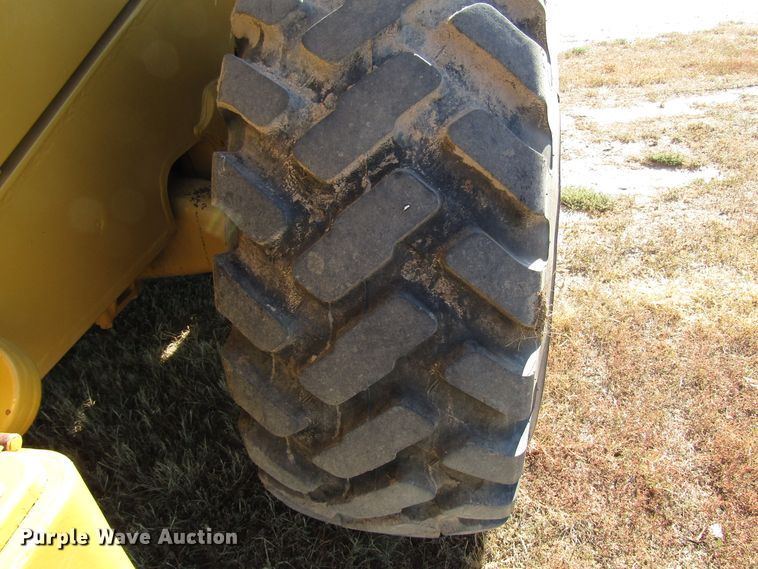 image for item DG0321 1983 Caterpillar 966D wheel loader