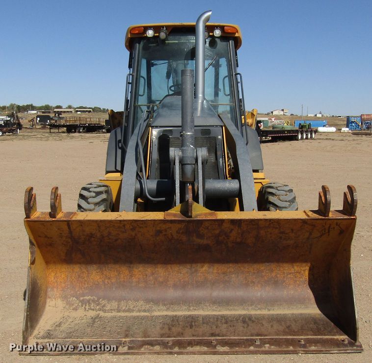 image for item DG0322 2014 John Deere 310SK backhoe