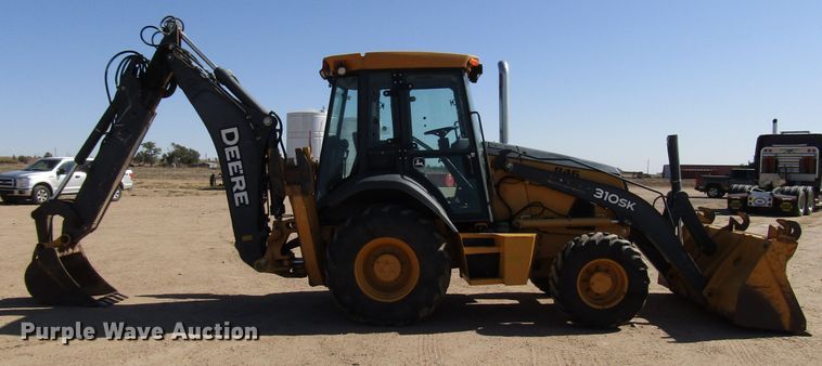 image for item DG0322 2014 John Deere 310SK backhoe