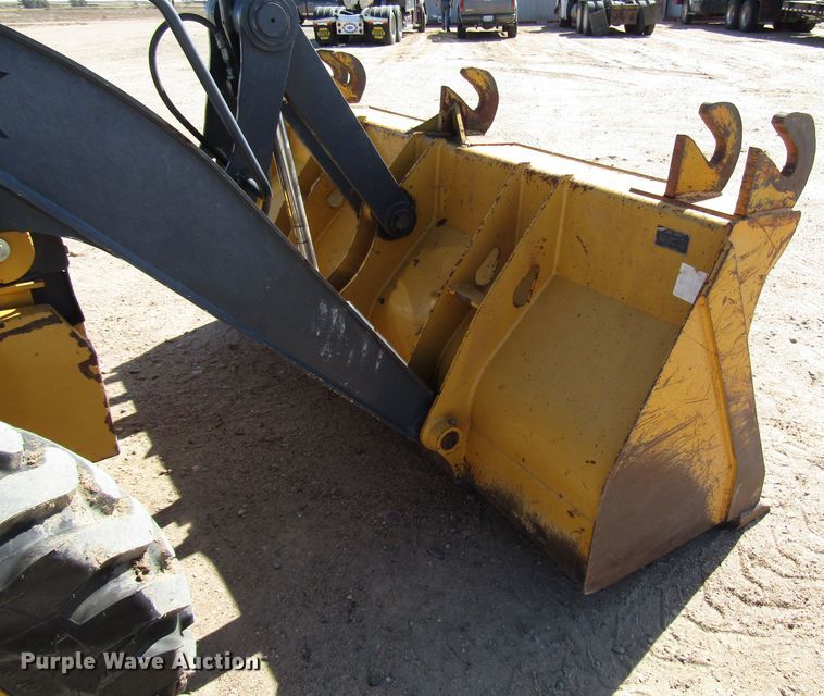 image for item DG0322 2014 John Deere 310SK backhoe