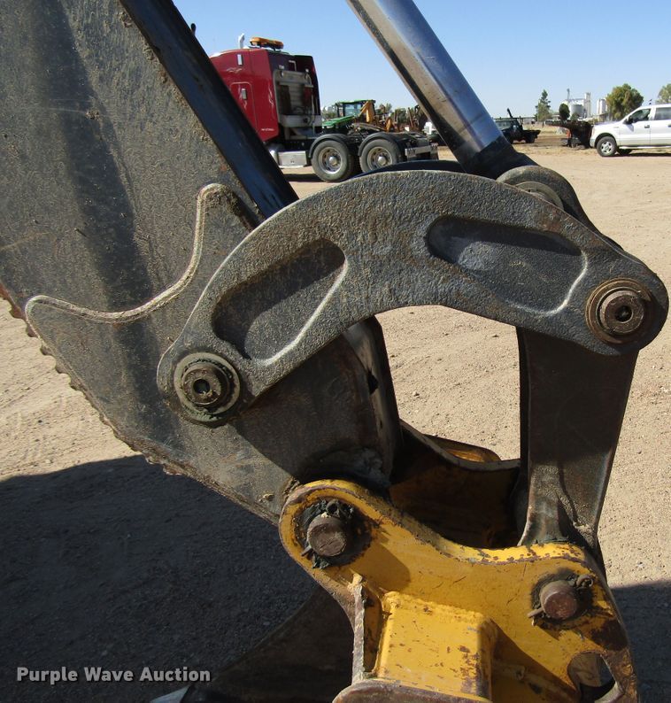 image for item DG0322 2014 John Deere 310SK backhoe