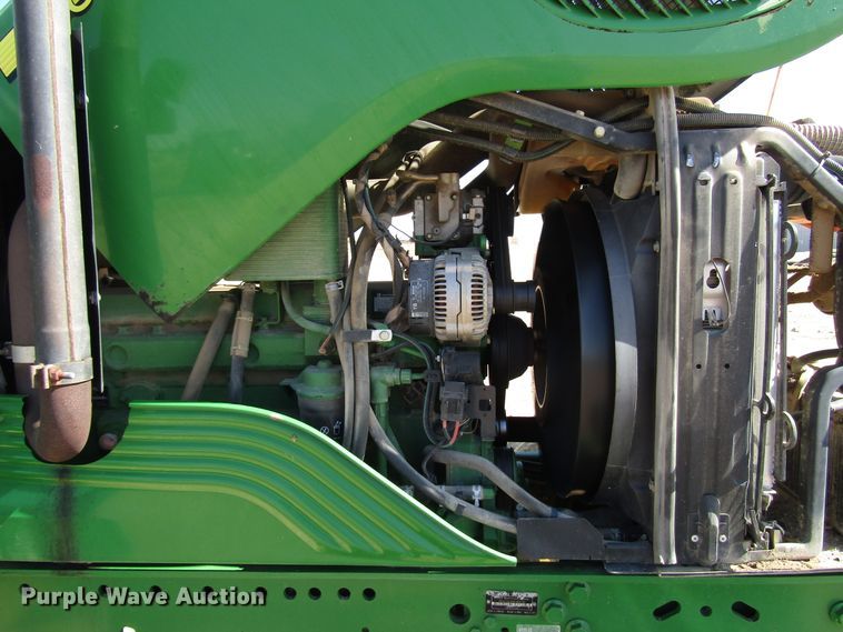 image for item DG0323 2004 John Deere 7320 tractor
