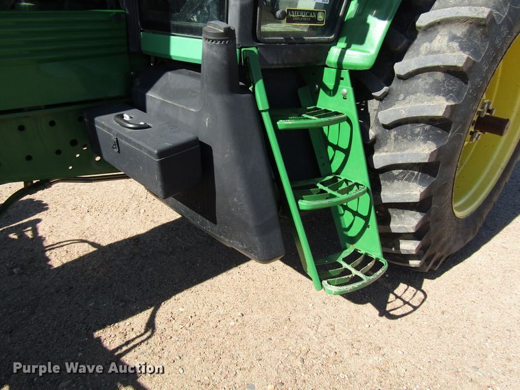 image for item DG0323 2004 John Deere 7320 tractor
