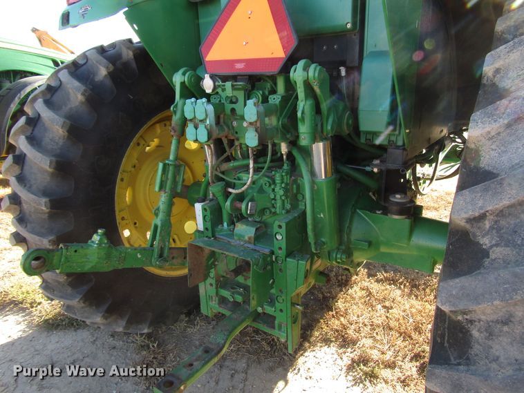 image for item DG0323 2004 John Deere 7320 tractor
