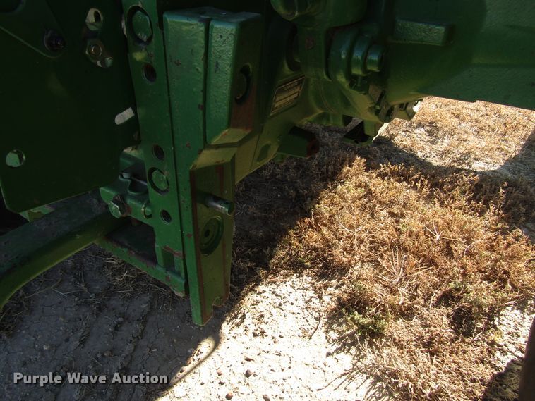 image for item DG0323 2004 John Deere 7320 tractor