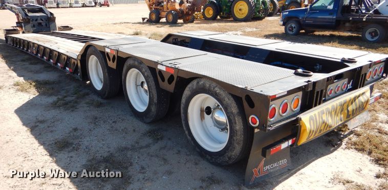 image for item DG0325 2016 XL Specialized XL110HDG lowboy equipment trailer