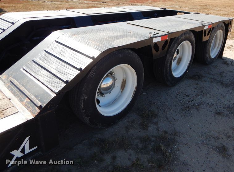image for item DG0325 2016 XL Specialized XL110HDG lowboy equipment trailer