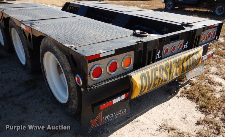image for item DG0325 2016 XL Specialized XL110HDG lowboy equipment trailer