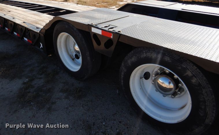 image for item DG0325 2016 XL Specialized XL110HDG lowboy equipment trailer
