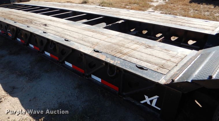 image for item DG0325 2016 XL Specialized XL110HDG lowboy equipment trailer